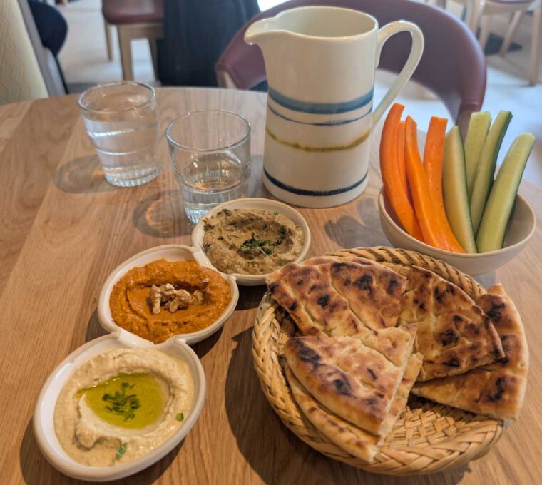 Dips with pita and vegetables - CERU Farringdon