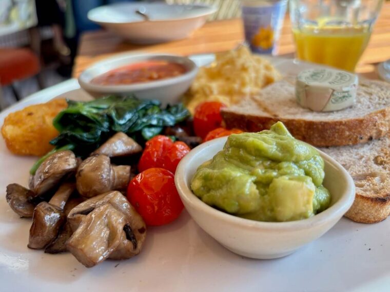The White Hart full English veggie
