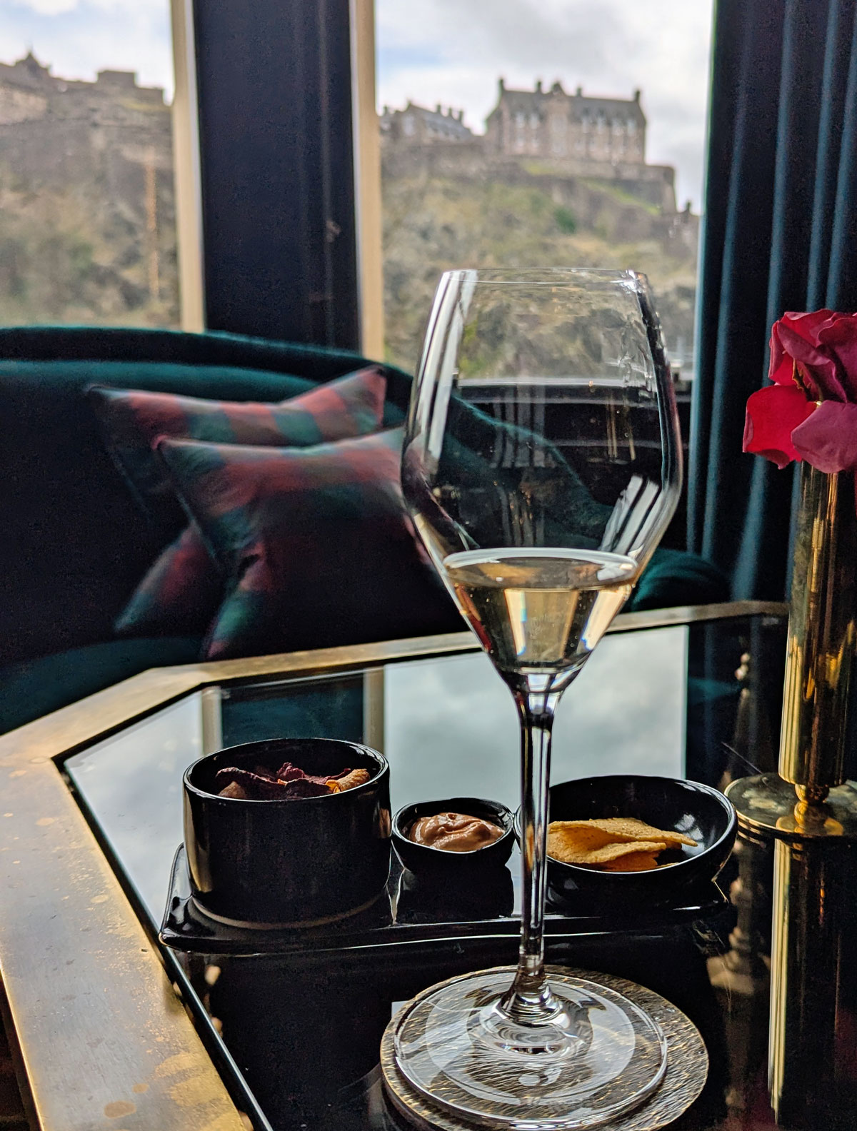 Welcome Champagne at 100 Princes Street