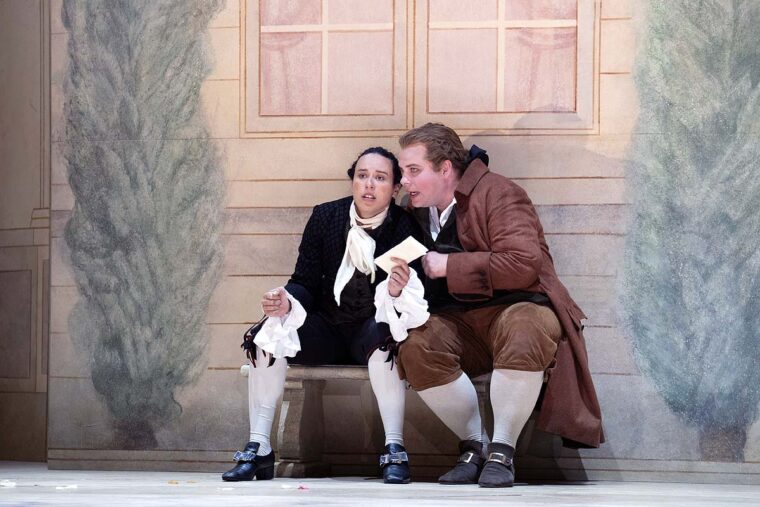 Cherubino (Adèle Charvet) and Figaro (Michael Nagl). Le nozze di Figaro, Glyndebourne Festival 2025
© Glyndebourne Productions Ltd. Photography by Richard Hubert Smith