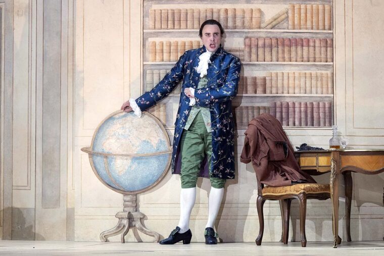 Count Almaviva (Huw Montague Rendall). Le nozze di Figaro, Glyndebourne Festival 2025
© Glyndebourne Productions Ltd. Photography by Richard Hubert Smith