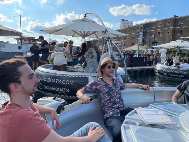 Skuna Boats - the BBQ Boat experience