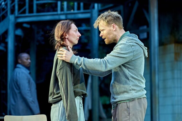 Noughts & Crosses   Regents park Theatre 