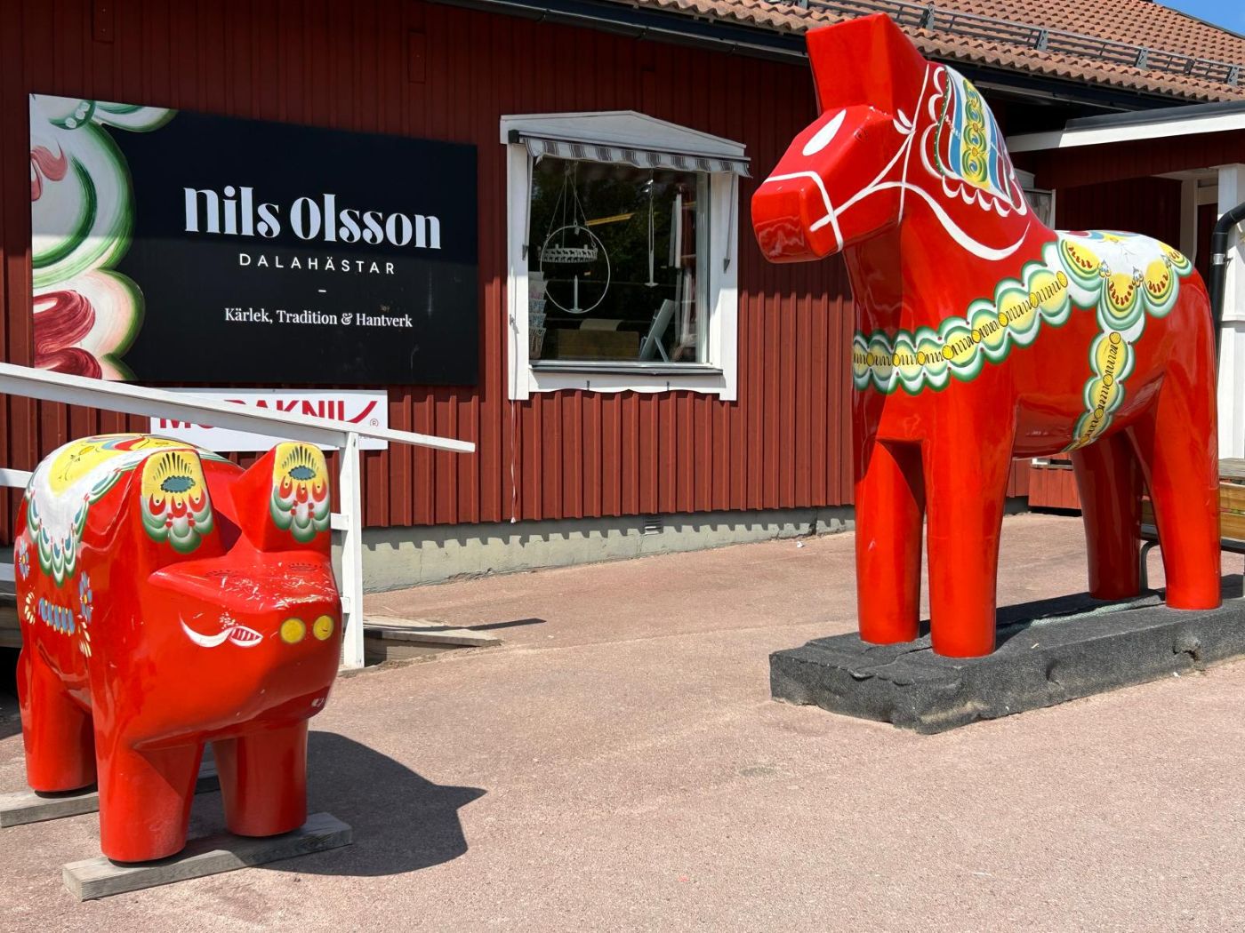 Giant painted Dala horse outside the Nils Olsson workshop in Sweden