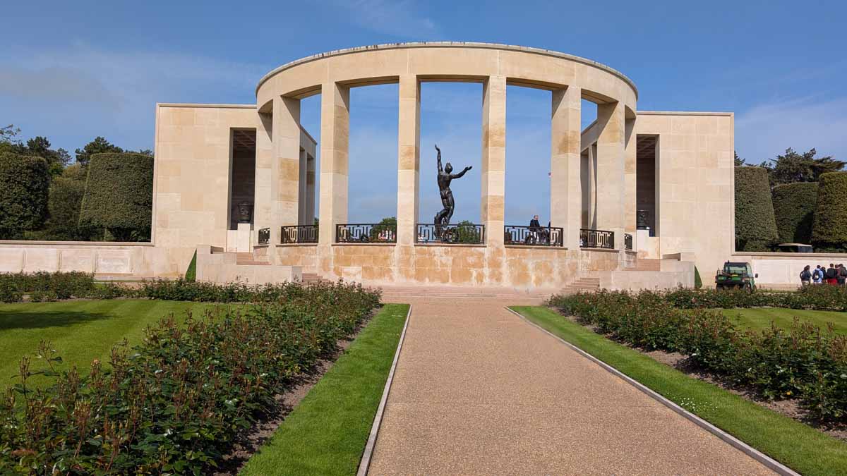 The American Cemetary, Normandy