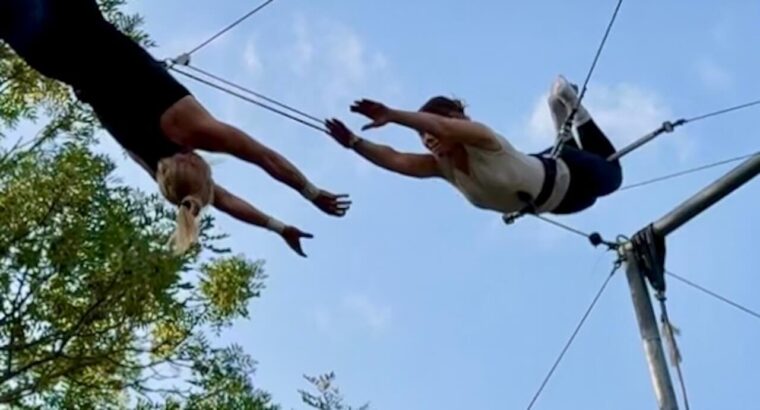 Going for the catch - Gorilla Circus Trapeze School