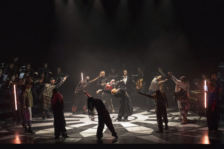 Les Indes Galantes cast on stage at the Grange Festival