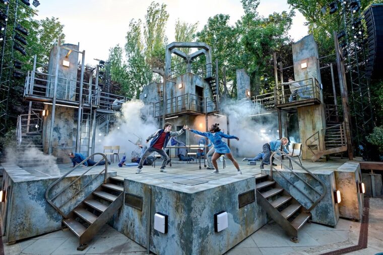 Callum & Sephy - Noughts & Crosses   Regents park Theatre 