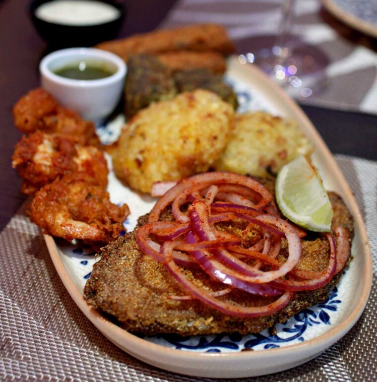 Starter Platter at Thecha Restaurant Poplar