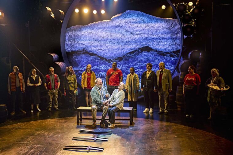 The Unlikely Pilgrimage of Harold Fry - Mark Addy and Jenna Russell with the Chichester Cast - c_Brinkhoff-Moegenburg