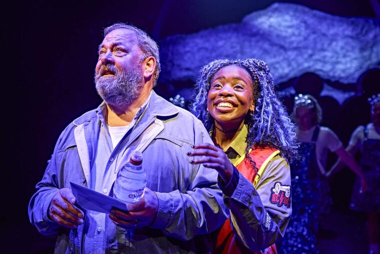 Mark Addy and Sharon Rose in Harold Fry - c_Brinkhoff-Moegenburg