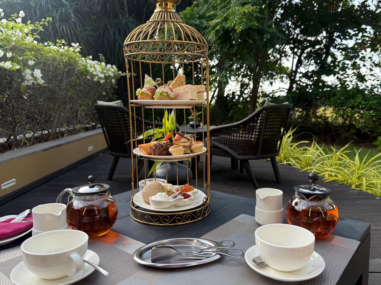Afternoon tea Anantara Kalutara