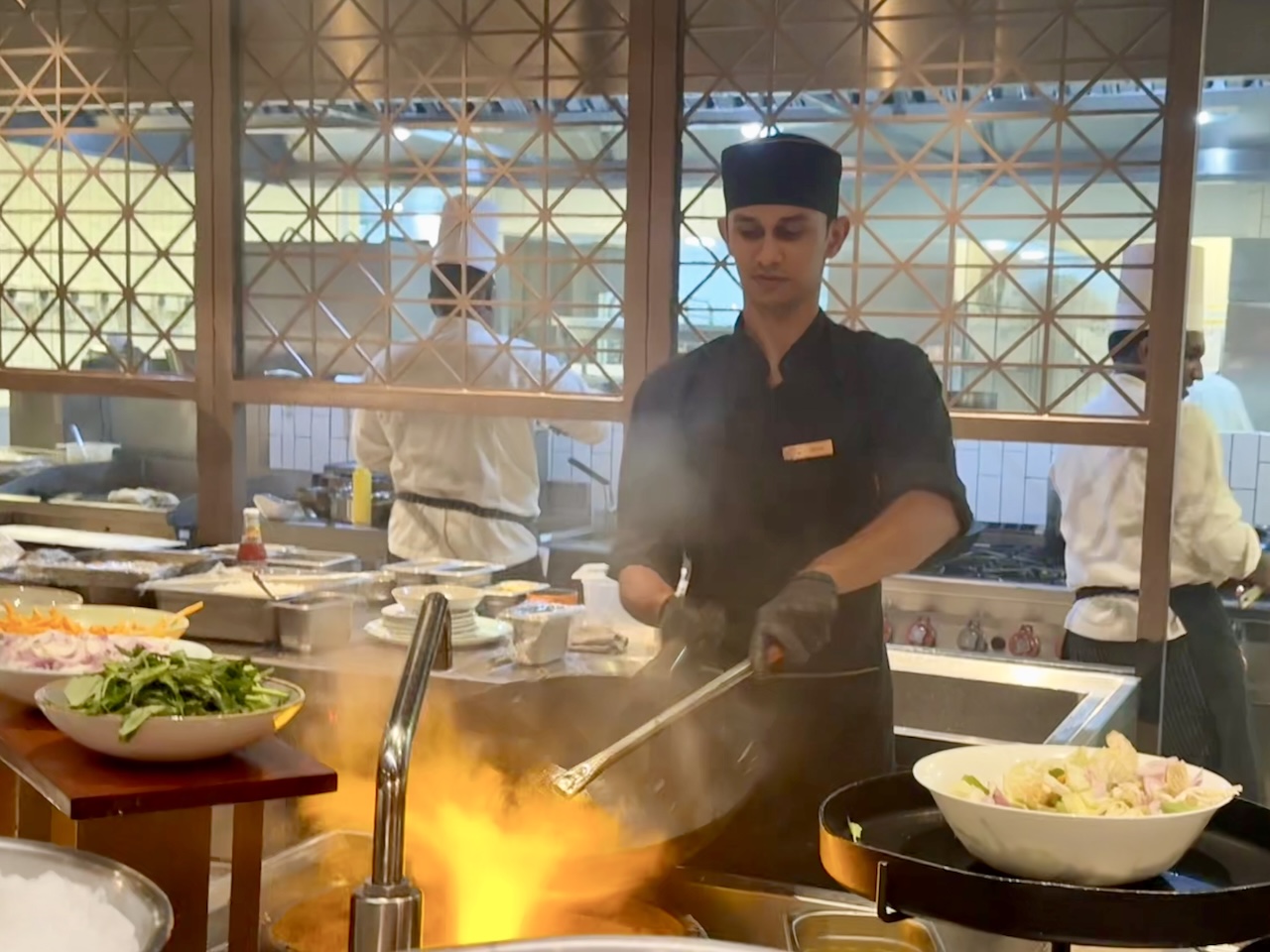 Cooking station at Ahãra Amari Colombo