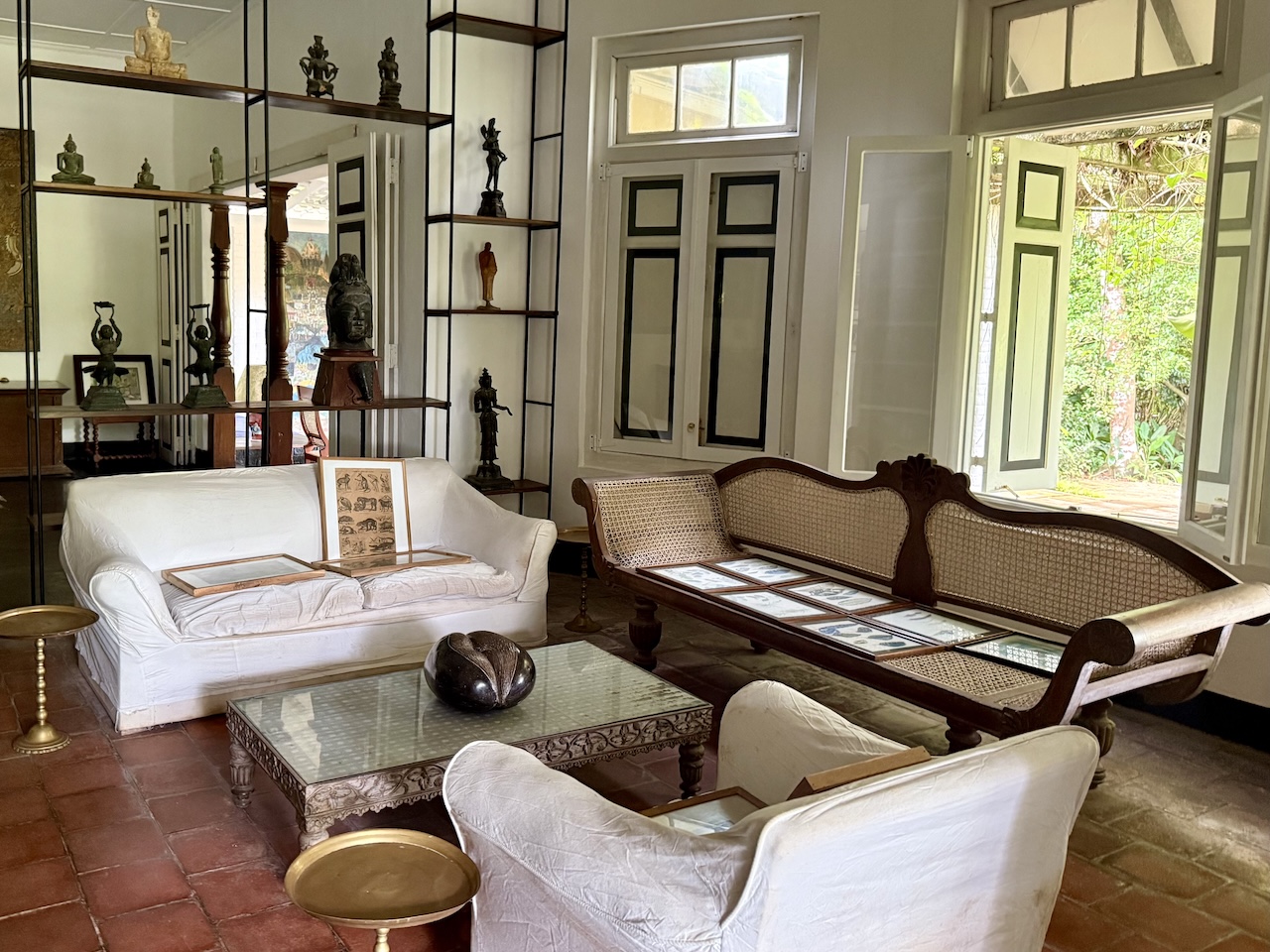Brief Bevis Bawa's house Bentota