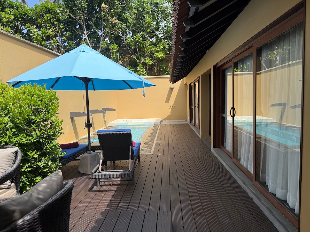 Pool villa terrace Anantara Kalutara