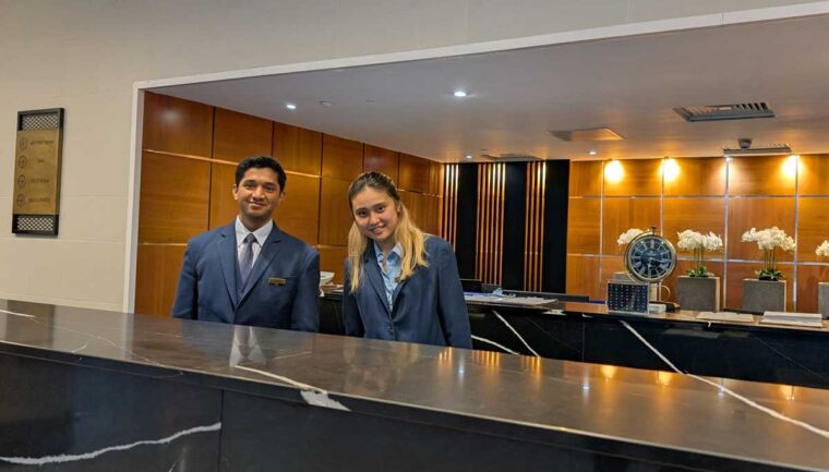 Sofitel Gatwick North Terminal - Reception
