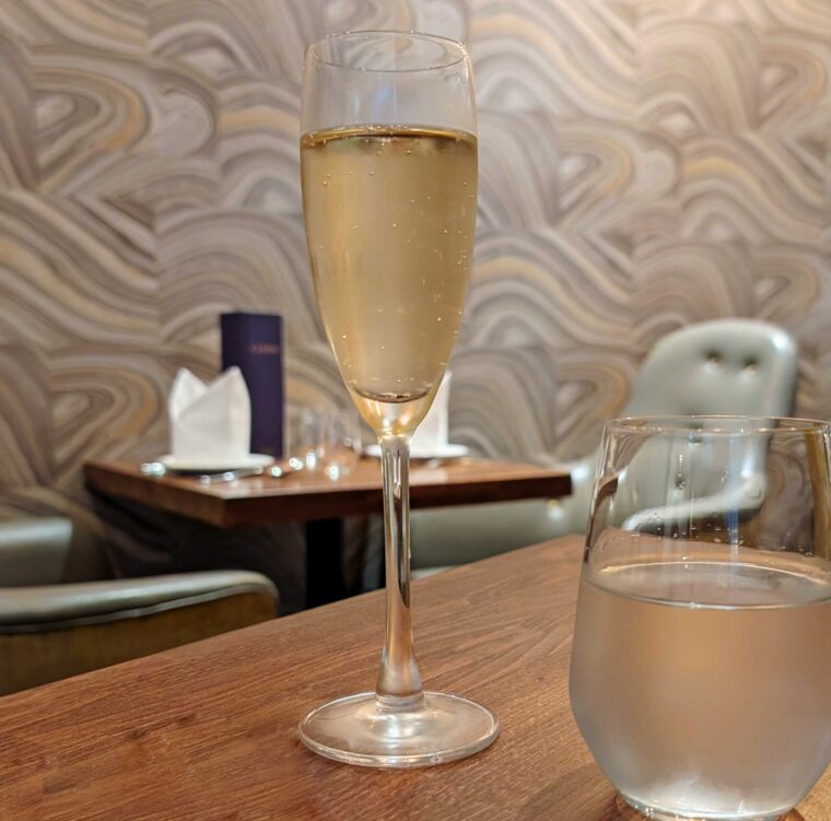 Sofitel Gatwick North - Champagne
