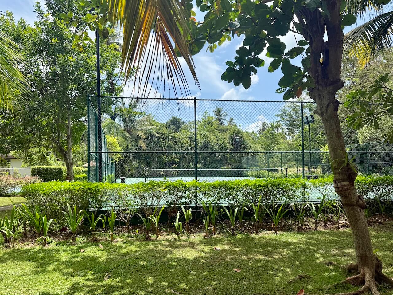 Tennis court Anantara Peace Haven