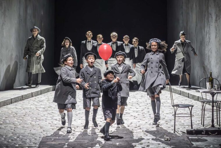 La boheme by Puccini at Glyndebourne, Autumn Season 2025.
Director Floris Visser, Revival Director Rachael Hewer.
Set Designer Dieweke van Reij.
Rodolfo - Andres Agudelo, Mimi - Aida Pacu, Marcello - Aksel Daveyan, Musetta - Camilla Harris.