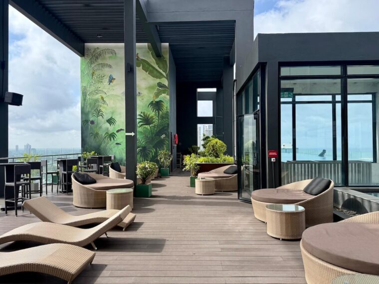 NH Collection Colombo rooftop