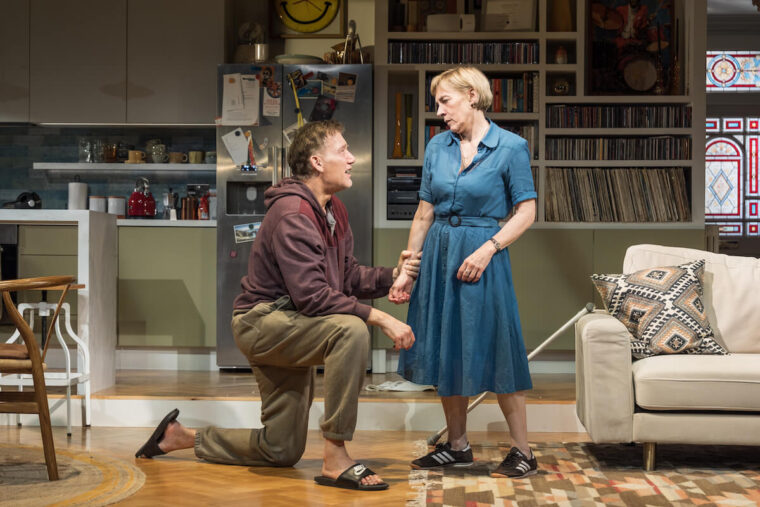 Clive Owen (Alfie) and Saskia Reeves (Julie) in End at the National Theatre. Photographer Marc Brenner 05482