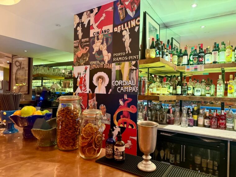 Mele e Pere Vermouth Bar