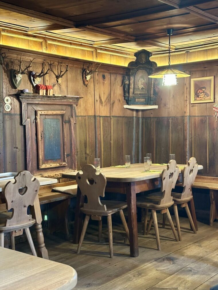 A typical Stube in South Tyrol