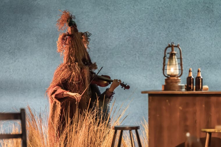 Erin Hennessey (Fiddle) in The Playboy of the Western World at the National Theatre. (c) Marc Brenner 00335