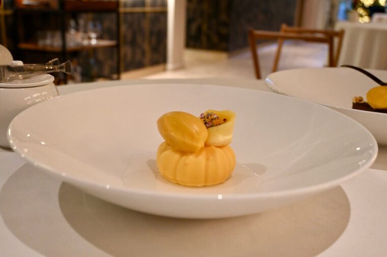 Mango & passionfruit yogurt - CORD by Le Cordon Bleu