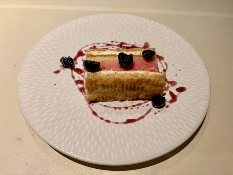 Sartoria Launceston Place torta diplomatica