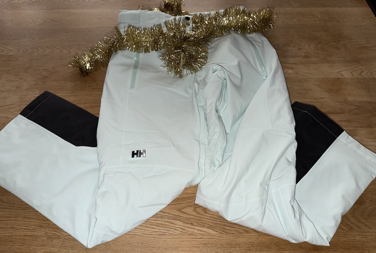 Helly Hansen Alphelia ski trousers in icicle 