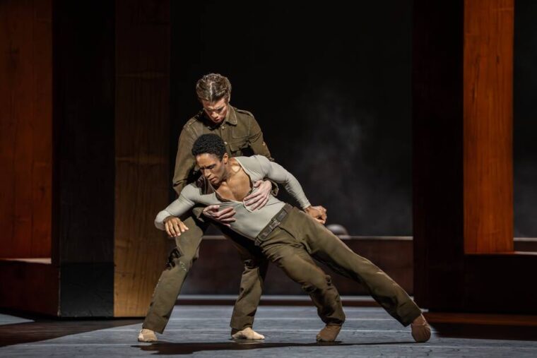 Marco Masciari as troubled soldier Evans and Marcelino Samb&eacute; as Septimus in Wayne McGregor's I Now, I Then in Woolf Works,