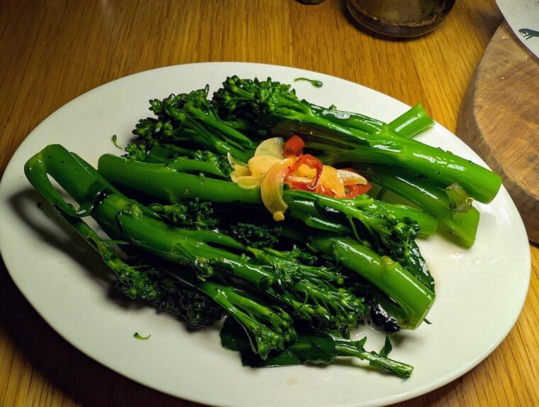 Italian Greyhound broccoli