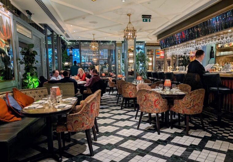 The Ivy in the Park Canary Wharf interior