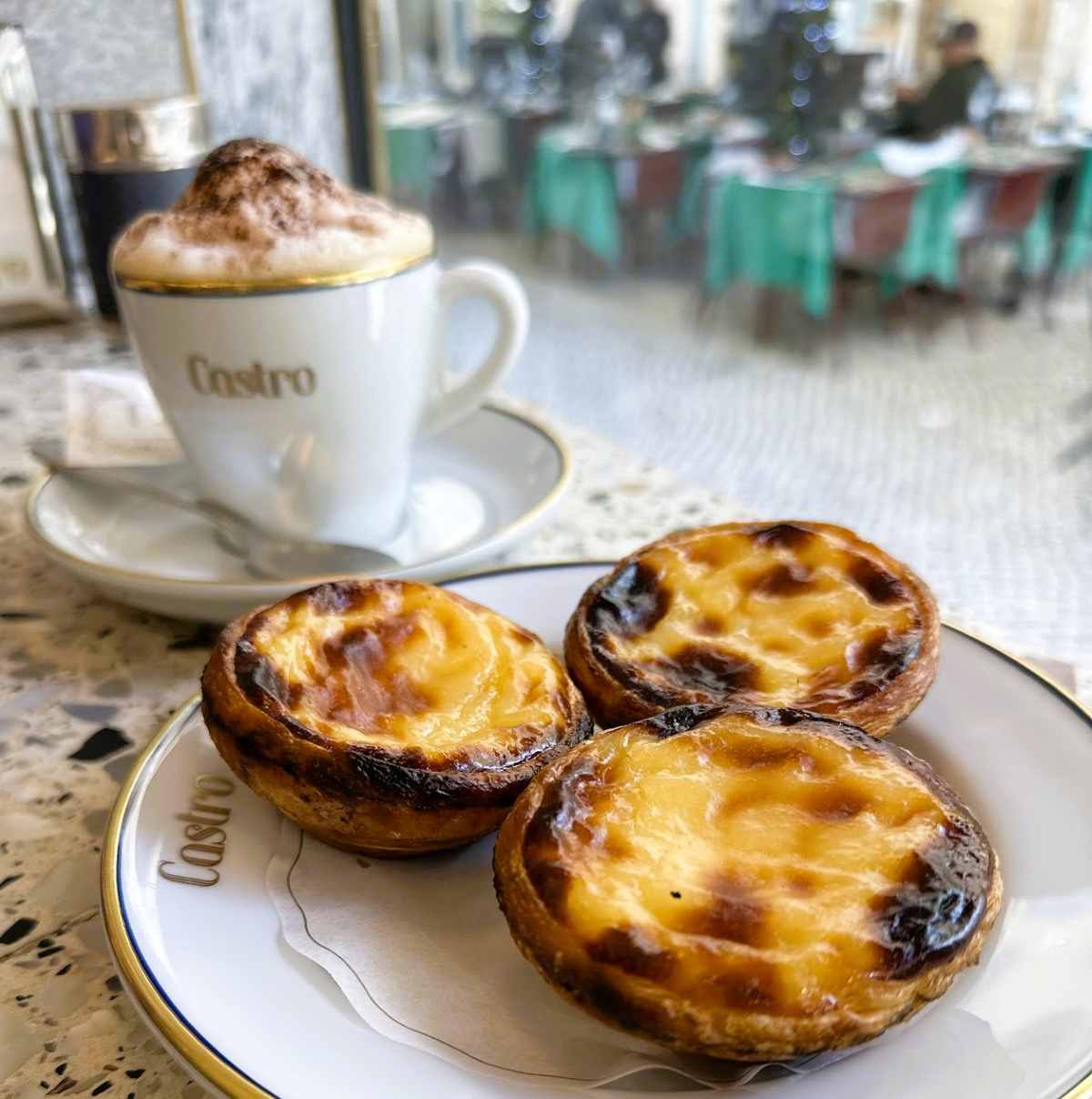 Castro is a bakery chain across Lisbon making popular pasteis de nata.