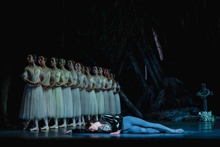 William Bracewell as Albrecht in Peter Wright's production of Giselle ©2026 Helen Maybanks