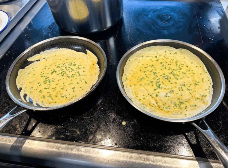 Gordon Ramsay Academy Beef Wellington class making pancakes 