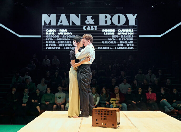 Phoebe Campbell (Carol Penn) and Laurie Kynaston (Basil Anthony) in Man and Boy at the National Theatre (c) Manuel Harlan 0015
