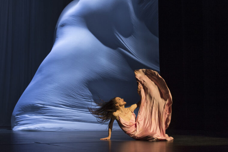 Pina Bausch Sweet Mambo 1 - Image Credit Karl-Heinz Krauskopf