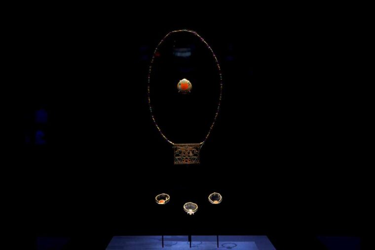 Ramses and the Pharaohs' Gold Jewellery