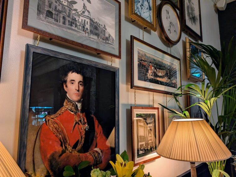 Royal Horseguards Hotel Green Parlour art
