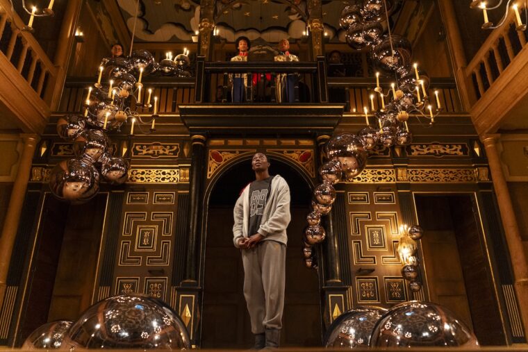 Selina Jones as Azure in Deep Azure at Shakespeare's Globe. Image credit: Sam Taylor