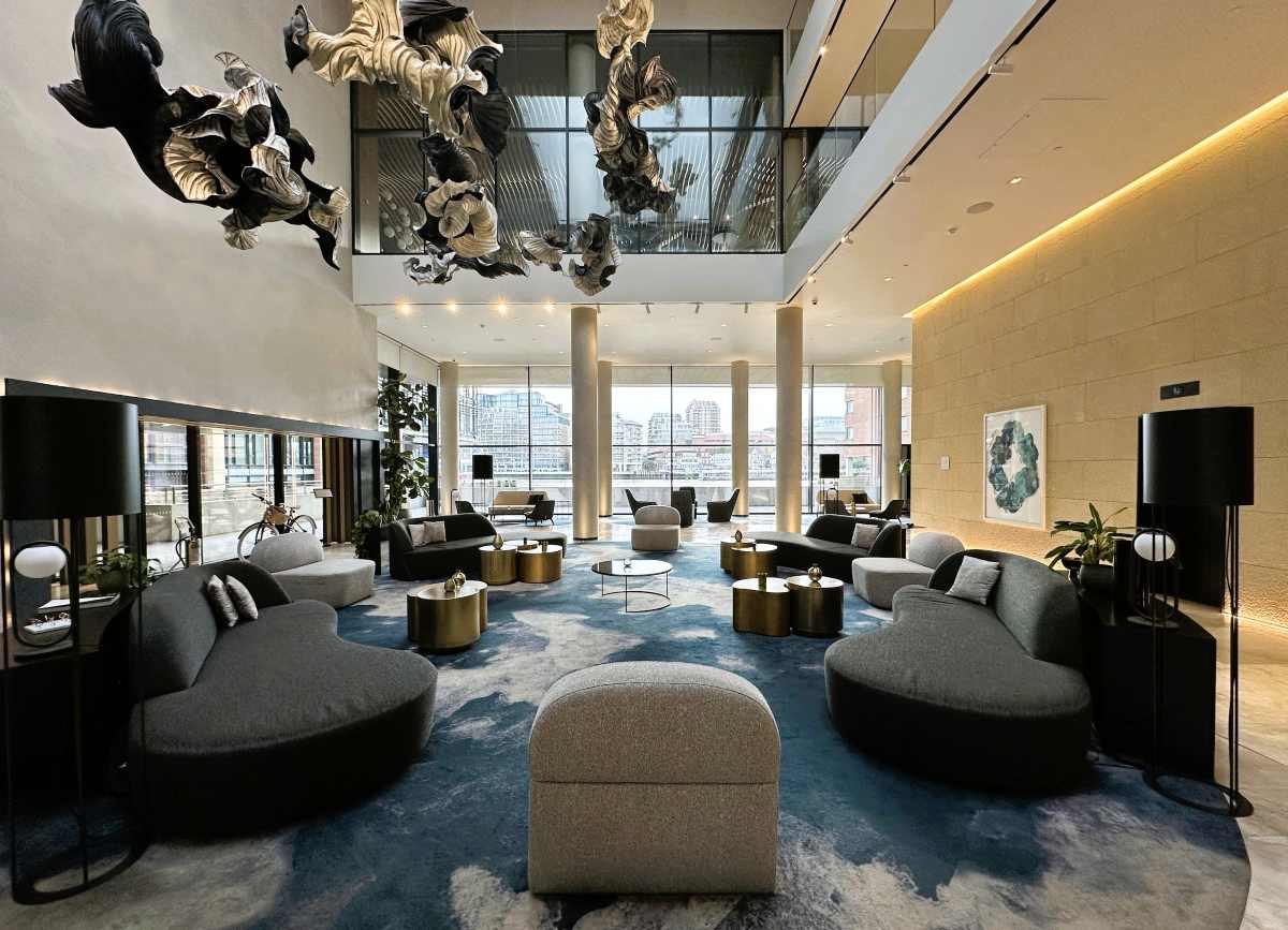 Entrance lobby of the Westin London City