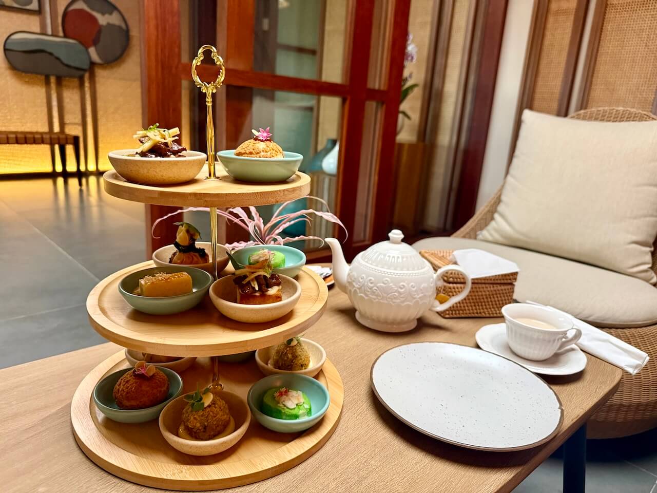 Afternoon tea at Chesa Canggu