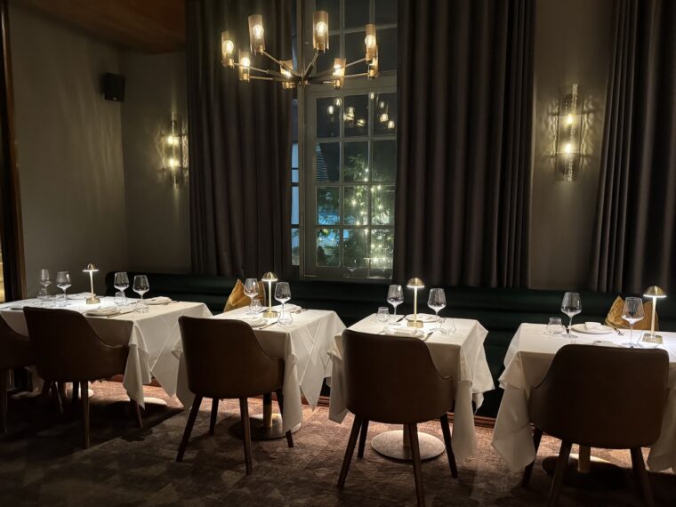 Sparrow Italia bar dining