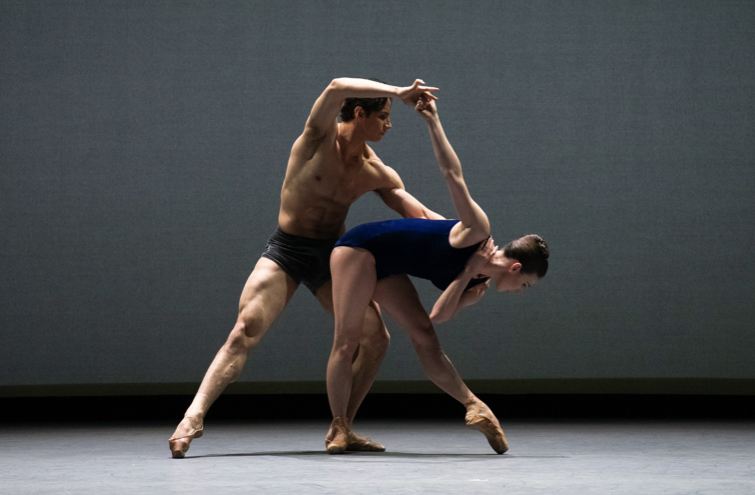 Roman Mejia partners Tiler Peck in choreographe Alonzo King';s Swift Arrow
