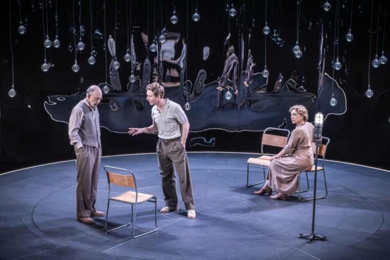 Richard Schiff, Damien Molony, Alex Kingston_Copenhagen_04670_credit Marc Brenner