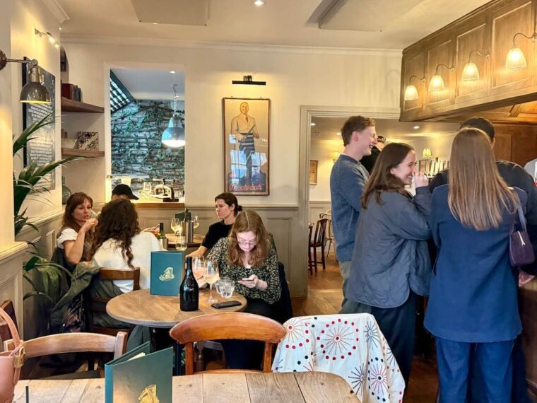 The Brook & Badger, interior