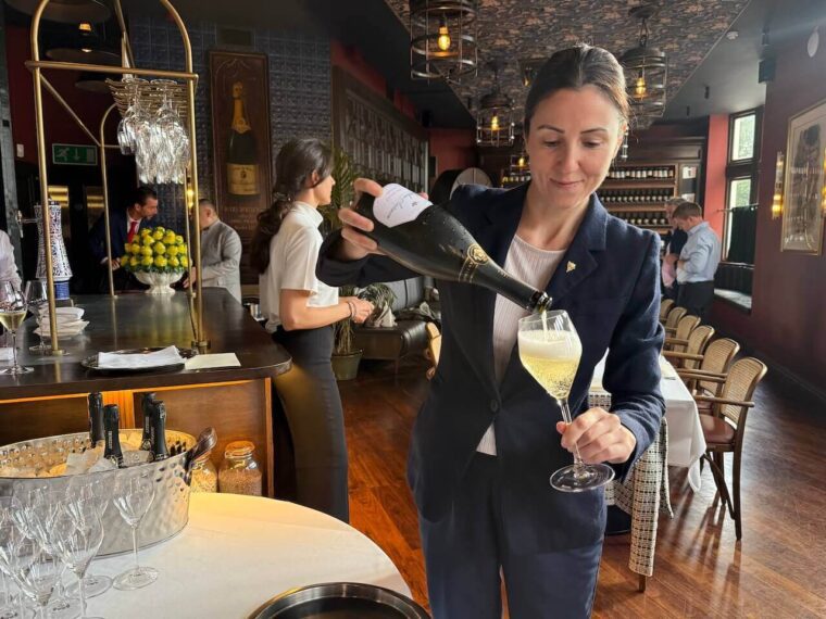 Welcome drink at Prince Arthur in Belgravia