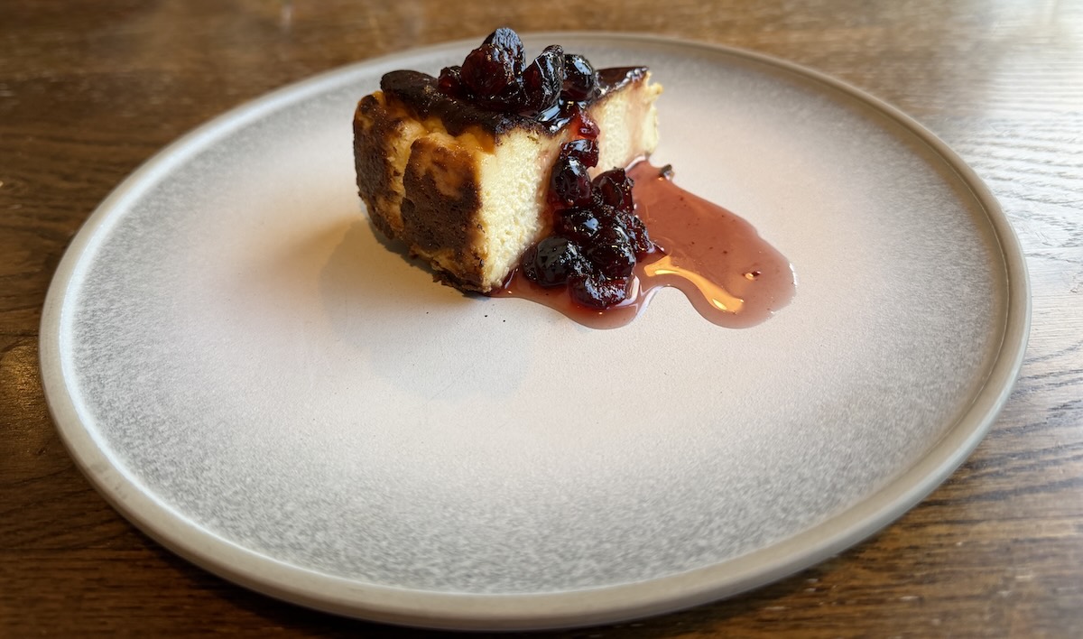 Burnt Basque cheesecake dessert